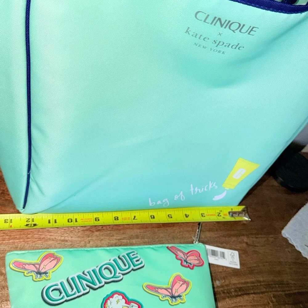 Clinique Mint Green Tote Bag with Navy Trim and Matching Pouch